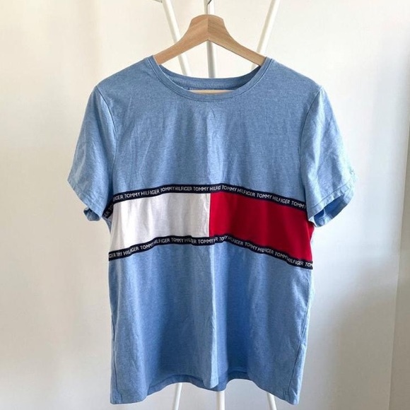 Tommy Hilfiger Vintage Tee - Picture 1 of 4
